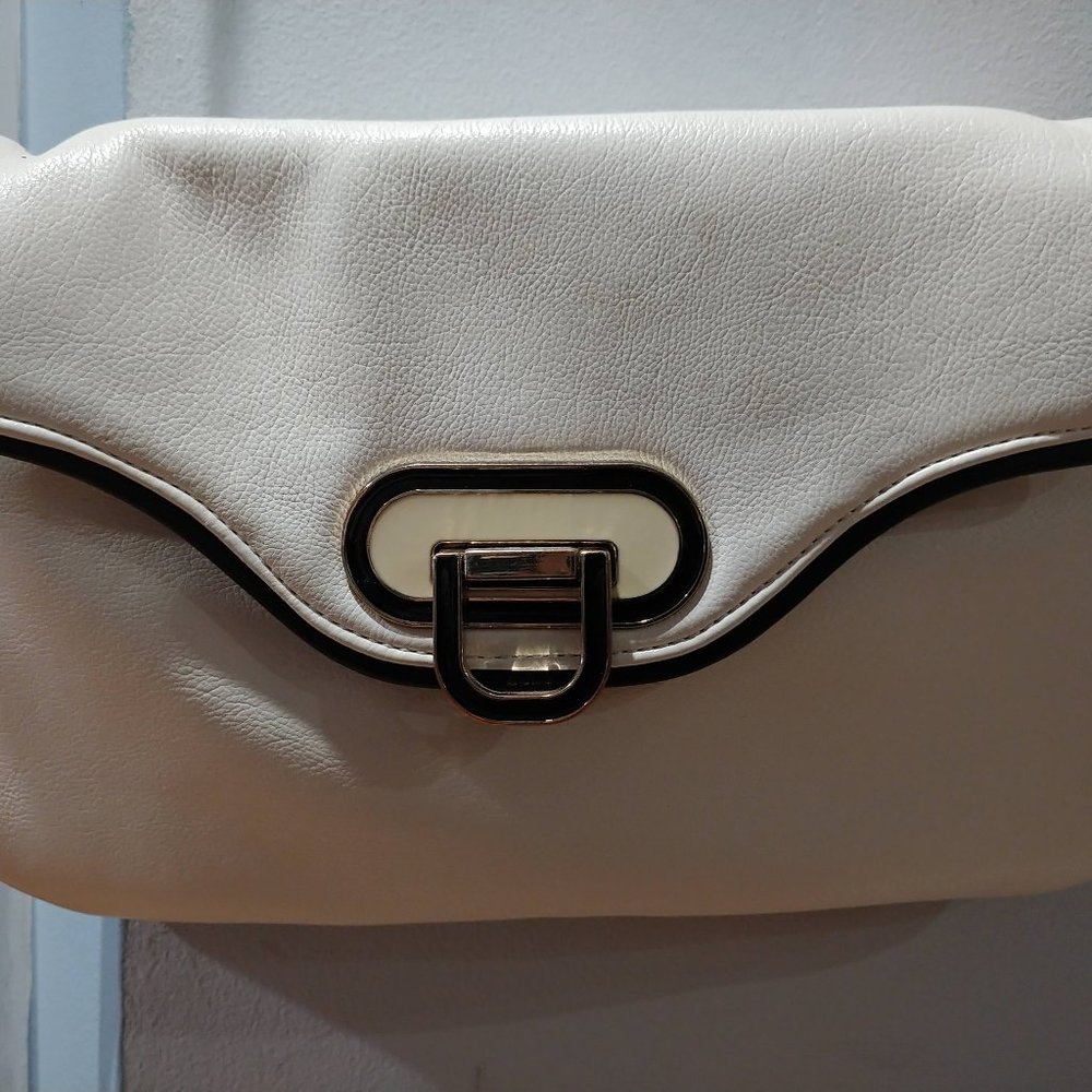 Aldo Woman's Shoulder Bag/Purse White